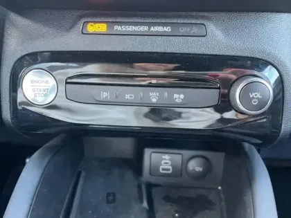 Photo 15 Ford Kuga  2.5 Duratec 180ch Hybrid FlexiFuel ST-Line X Powershift