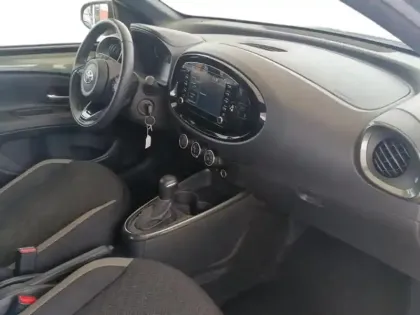Photo 8 Toyota Aygo  X 1.0 VVT-i 72ch Design S-CVT