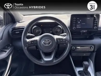 Photo 8 Toyota Yaris  116h Design 5p