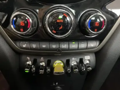 Photo 11 Mini Countryman  Cooper SE 125ch + 95ch Edition Premium Plus ALL4 BVA6