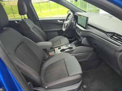 Photo 10 Ford Kuga  2.5 Duratec 180ch Hybrid FlexiFuel ST-Line X Powershift