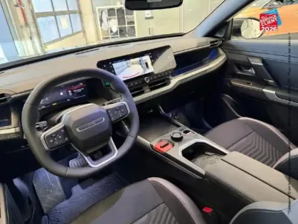 Photo 14 Jeep Compass  1.2 Turbo T3 145ch e-Hybrid First Edition BVR6