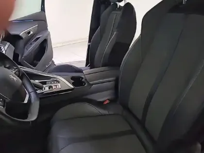 Photo 10 Peugeot 3008  Hybrid 225 e-EAT8