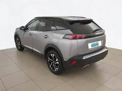 Photo 6 Peugeot 2008  PureTech 130 S&S EAT8