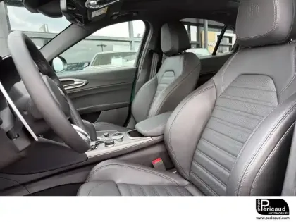 Photo 6 Alfa Romeo Giulia  2.2 210 ch AT8 Q4