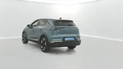 Photo 11 Renault Symbioz  E-Tech full hybrid 145