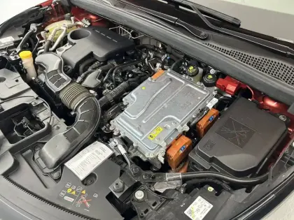 Photo 26 Renault Captur  E-Tech 145 - 21