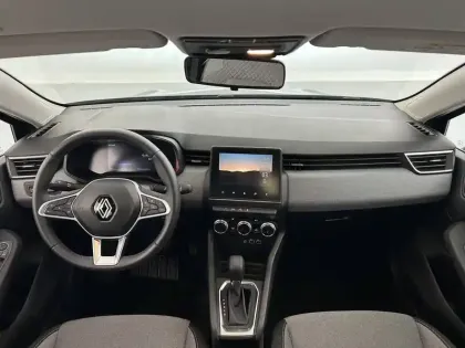 Photo 37 Renault Clio  E-Tech full hybrid 145