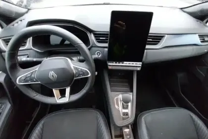 Photo 8 Renault Symbioz  E-Tech full hybrid 145