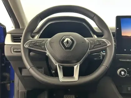 Photo 28 Renault Captur  E-Tech full hybrid 145