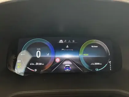Photo 30 Renault Captur  E-Tech full hybrid 145