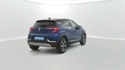 Photo 18 Renault Captur  E-Tech full hybrid 145