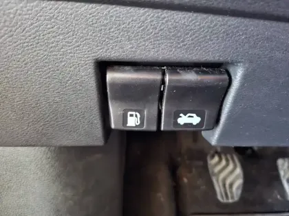 Photo 24 Nissan Micra  IG-T 92