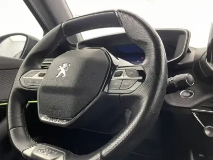 Photo 37 Peugeot 2008  Electrique 136 ch