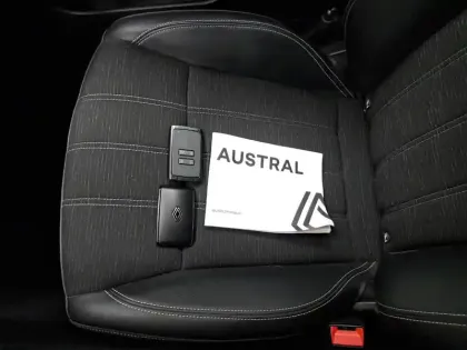 Photo 41 Renault Austral  mild hybrid advanced 130