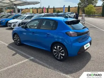Photo 32 Peugeot 208  PureTech 75 S&S BVM5