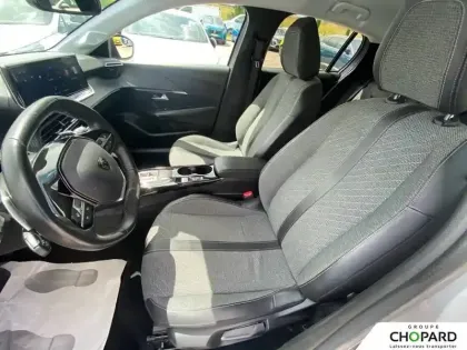 Photo 8 Peugeot 208  Hybrid 100 e-DCS6