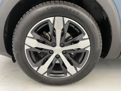 Photo 16 Peugeot 3008  PureTech 130ch S&S EAT8