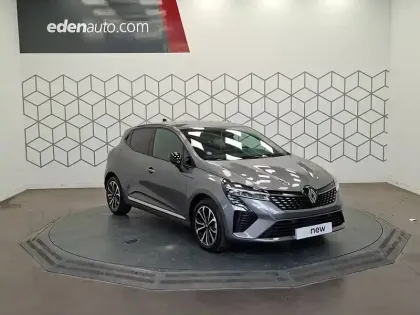 Photo 6 Renault Clio  E-Tech full hybrid 145