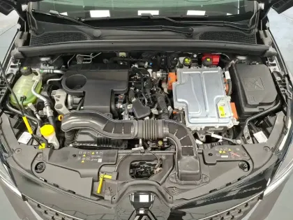 Photo 12 Renault Clio  E-Tech full hybrid 145