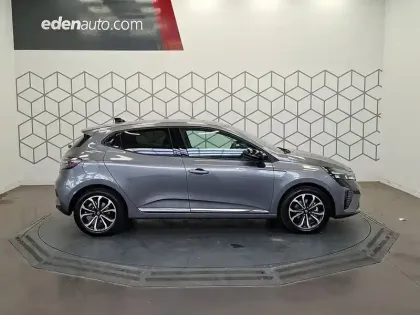 Photo 5 Renault Clio  E-Tech full hybrid 145