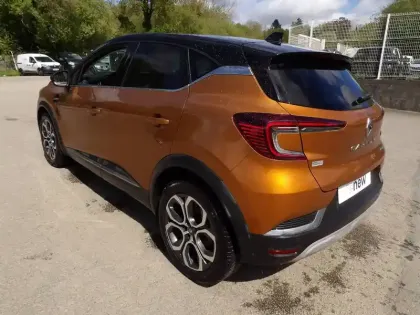 Photo 8 Renault Captur  E-Tech 145 - 21