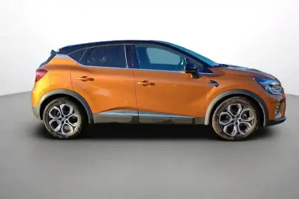 Photo 12 Renault Captur  E-Tech 145 - 21
