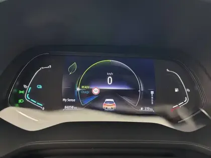 Photo 30 Renault Captur  E-Tech 145 - 21