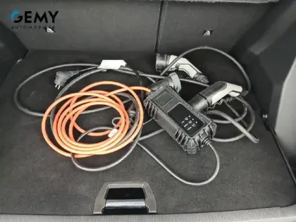 Photo 43 Peugeot 2008  Electrique 136 ch