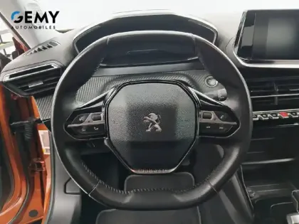 Photo 33 Peugeot 2008  Electrique 136 ch