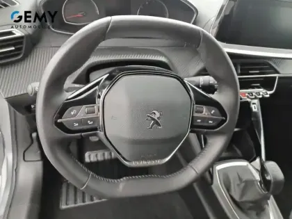 Photo 12 Peugeot 208  PureTech 100 S&S BVM6