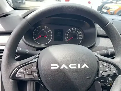 Photo 14 Dacia Sandero  SCe 65