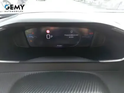 Photo 13 Peugeot 2008  Hybrid 145 e-DCS6