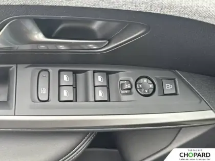 Photo 23 Peugeot 3008  Hybrid 136 e-DCS6