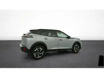 Photo 8 Peugeot 2008  PureTech 130 S&S EAT8