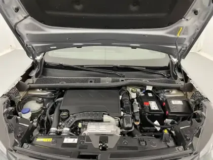 Photo 20 Peugeot 2008  PureTech 130 S&S EAT8