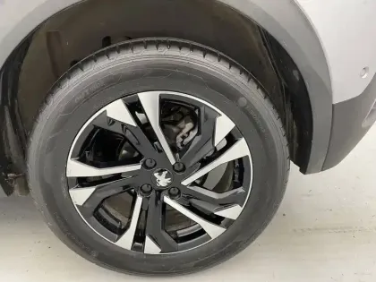 Photo 15 Peugeot 2008  PureTech 130 S&S EAT8