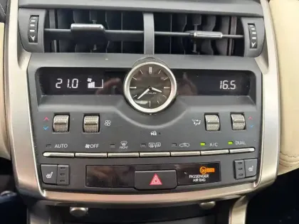 Photo 54 Lexus Nx  300h 4WD