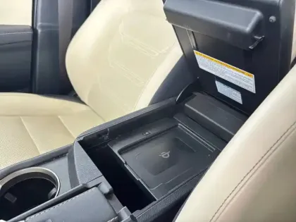 Photo 55 Lexus Nx  300h 4WD