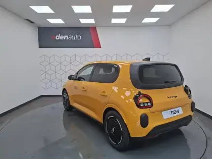 Photo 14 Renault Twingo  E-Tech Electrique 80 ch autonomie urbaine