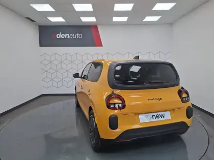 Photo 13 Renault Twingo  E-Tech Electrique 80 ch autonomie urbaine