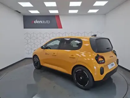 Photo 15 Renault Twingo  E-Tech Electrique 80 ch autonomie urbaine