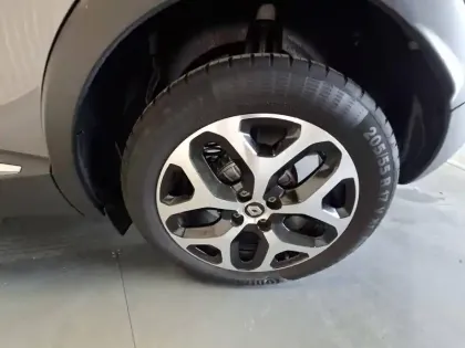 Photo 31 Renault Captur  TCe 90