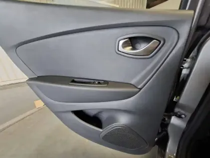 Photo 35 Renault Captur  TCe 90