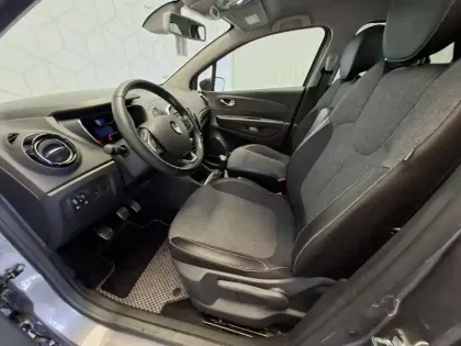 Photo 9 Renault Captur  TCe 90