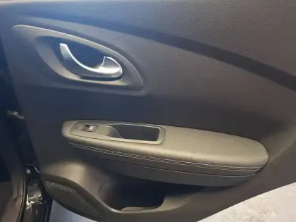 Photo 28 Renault Kadjar  Blue dCi 115 EDC