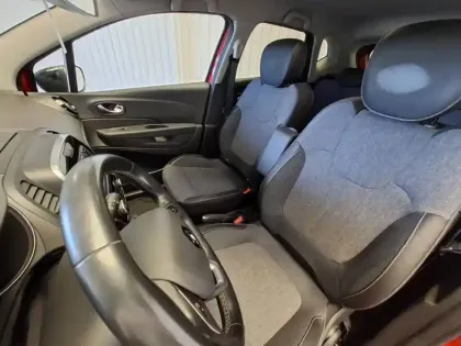 Photo 17 Renault Captur  TCe 150 FAP EDC