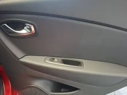 Photo 25 Renault Captur  TCe 150 FAP EDC