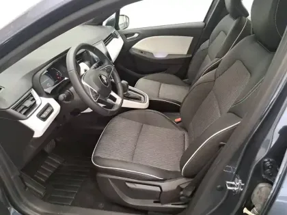 Photo 26 Renault Clio  E-Tech 140 - 21N