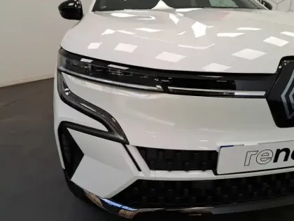 Photo 8 Renault Megane  E-Tech EV60 220 ch super charge